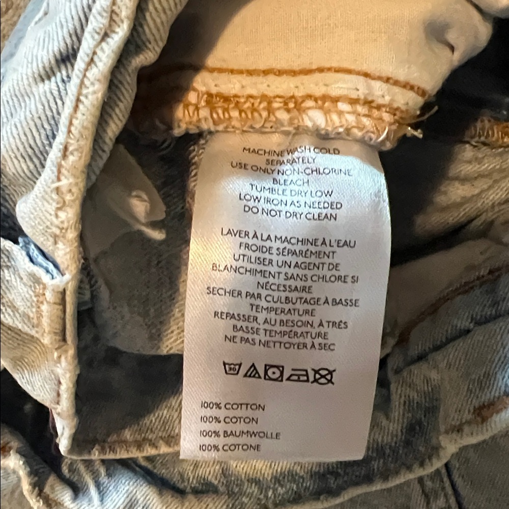Urban Outfitters BDG light wash RIH mid rise barrel jeans size 32 - Picture 4 of 10
